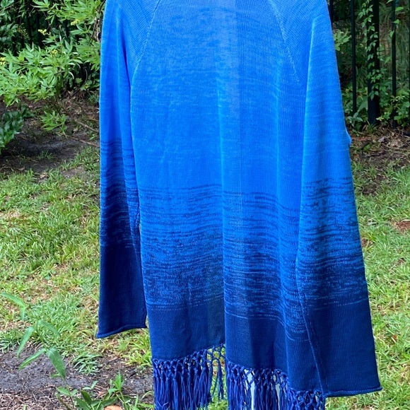 Lilly Pulitzer Blue thistle Tatum Ombré fringe Cardigan Sweater size Large - Picture 4 of 11